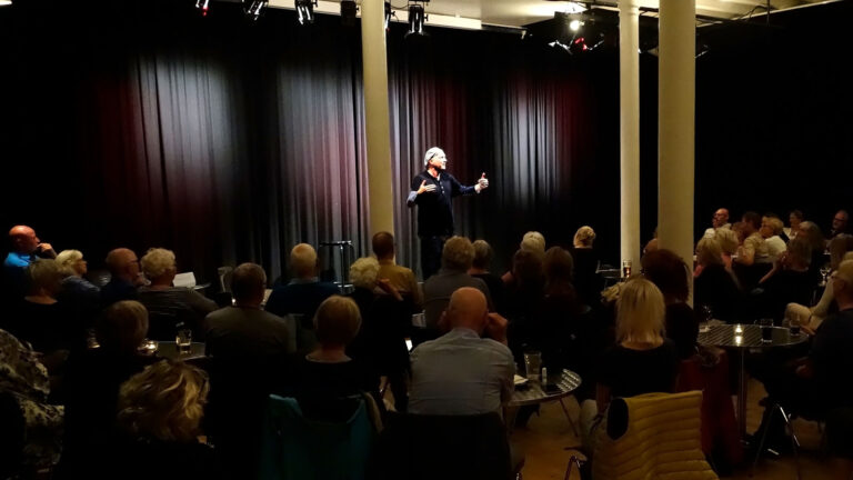 Words-aften: Tones and tales