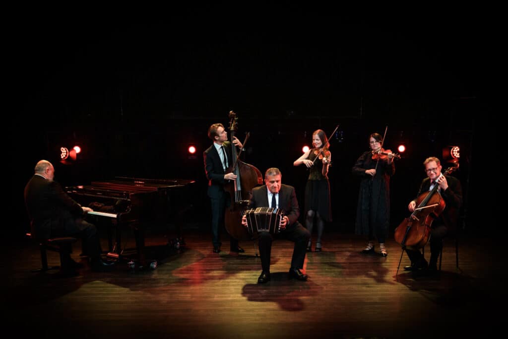DSC8231&copy;Ruona 23 kopia 2