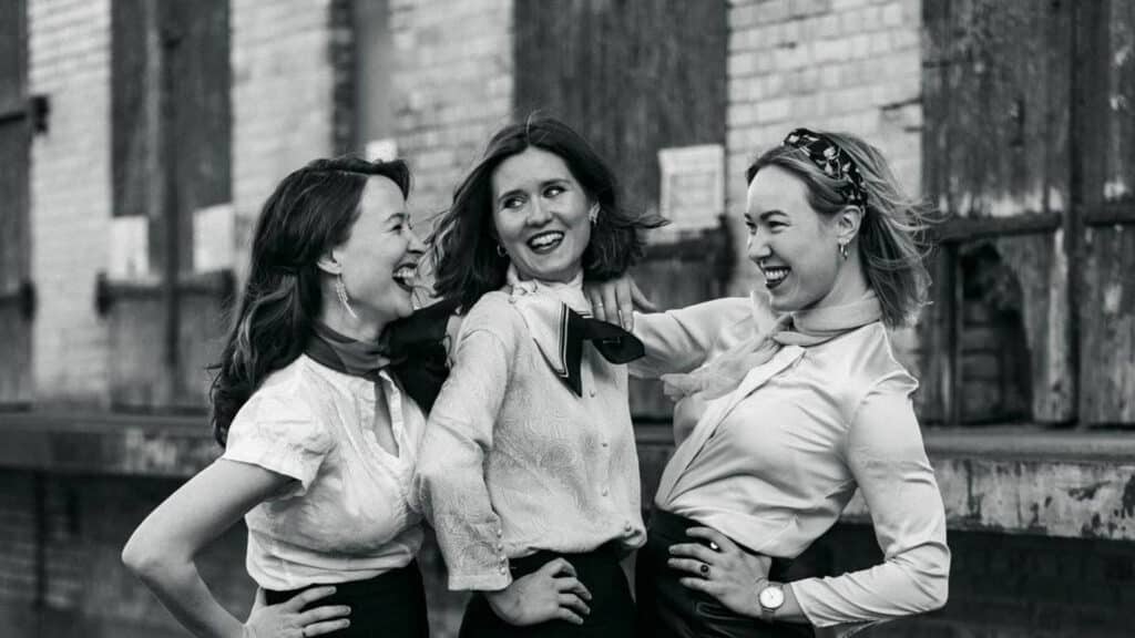 SOLA BELLA SISTERS web