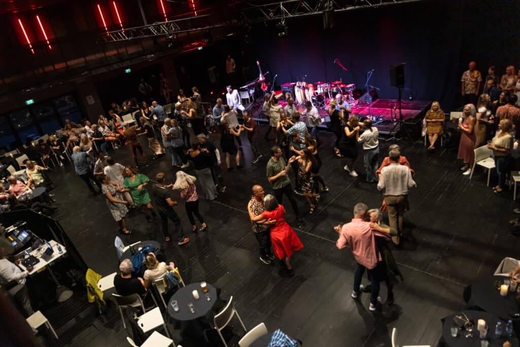 Salsa på Kajen 7 J1A7200 salsapaakajen KUTO thinkalike
