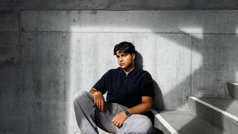 AMiiR: Ærlig hiphop/pop med sjæl og historier, der rammer