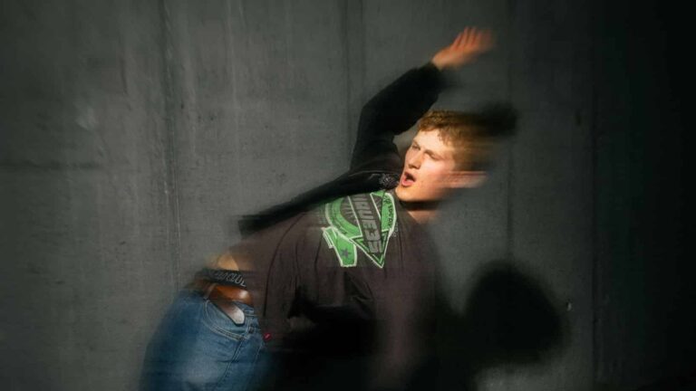 Fløs: Dirty Pop med energi og attitude