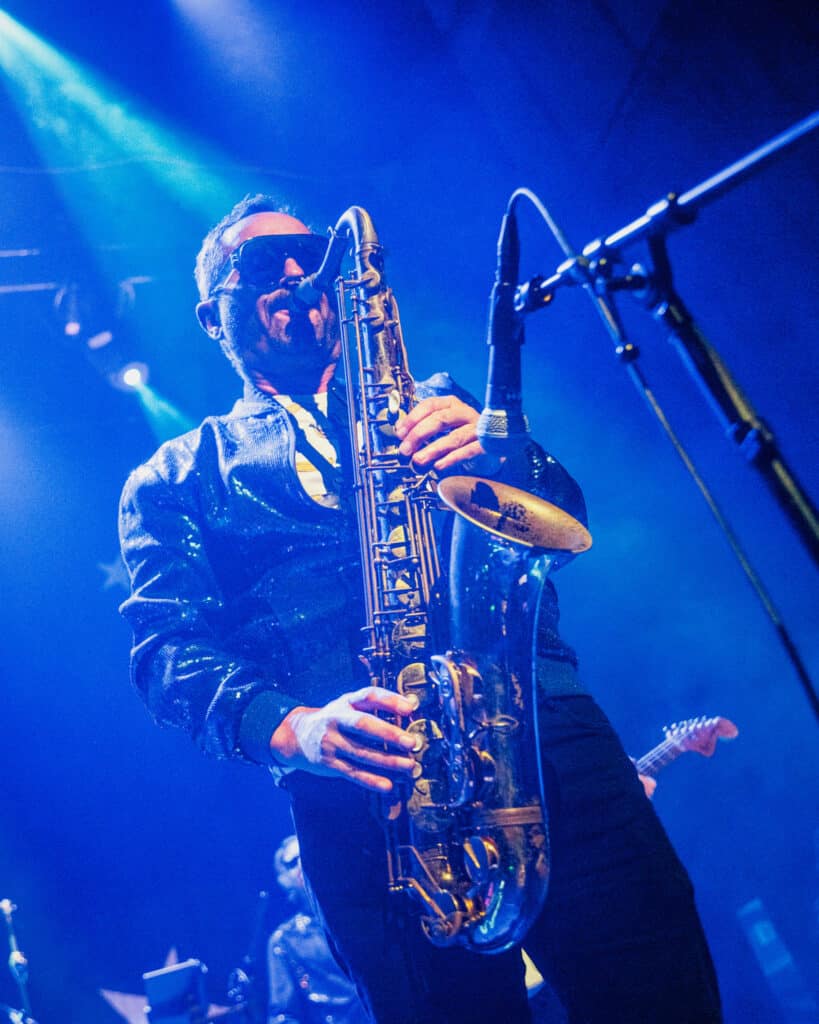 4x5 Brand New Heavies ThinkAlike 01